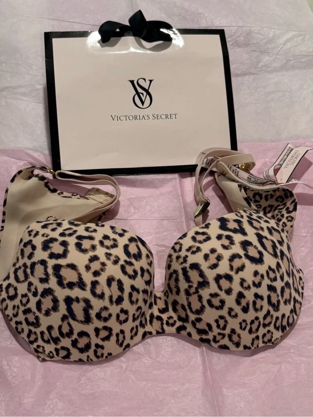New Victoria’s Secret Incredible Push-up Bra 32 C, Leopard Print